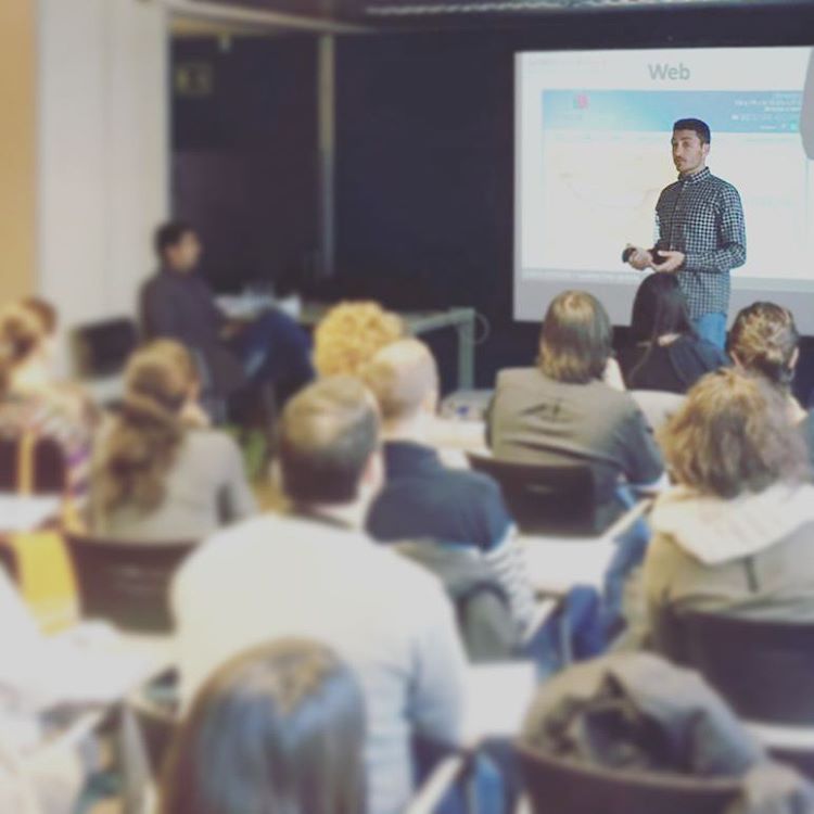 Nacho Tomás - Cursos de Formación - Marketing Online - Redes Sociales - Comunicación 2